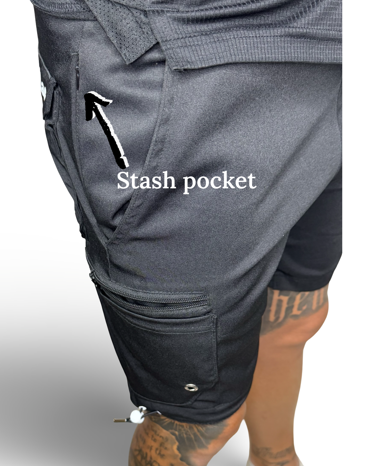 Cargo shorts. Minor defects (Read description)